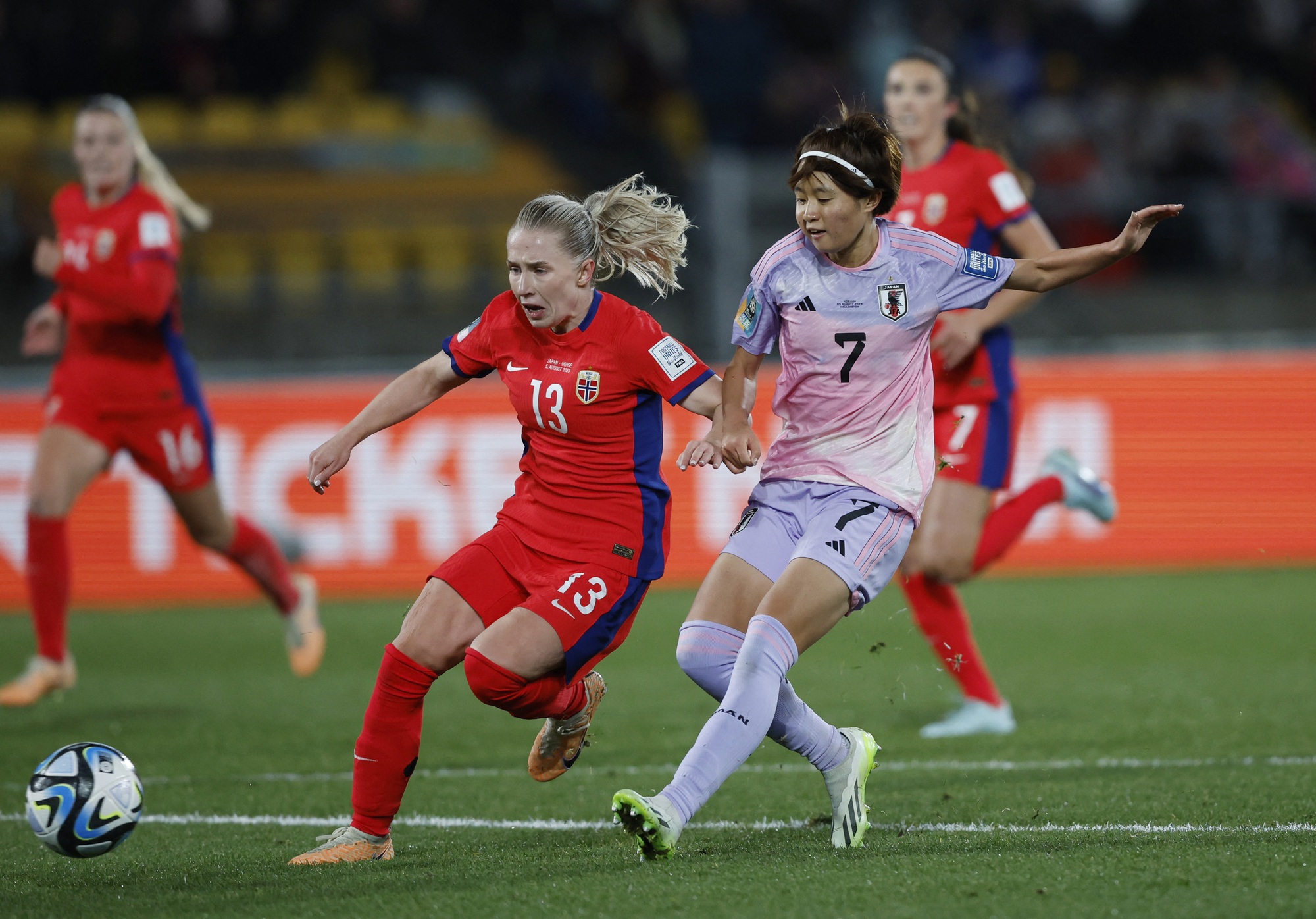 V&ograve;ng 1/8 World Cup nữ 2023: Nhật Bản gi&agrave;nh tấm v&eacute; thứ 2 v&agrave;o tứ kết - Ảnh 4.