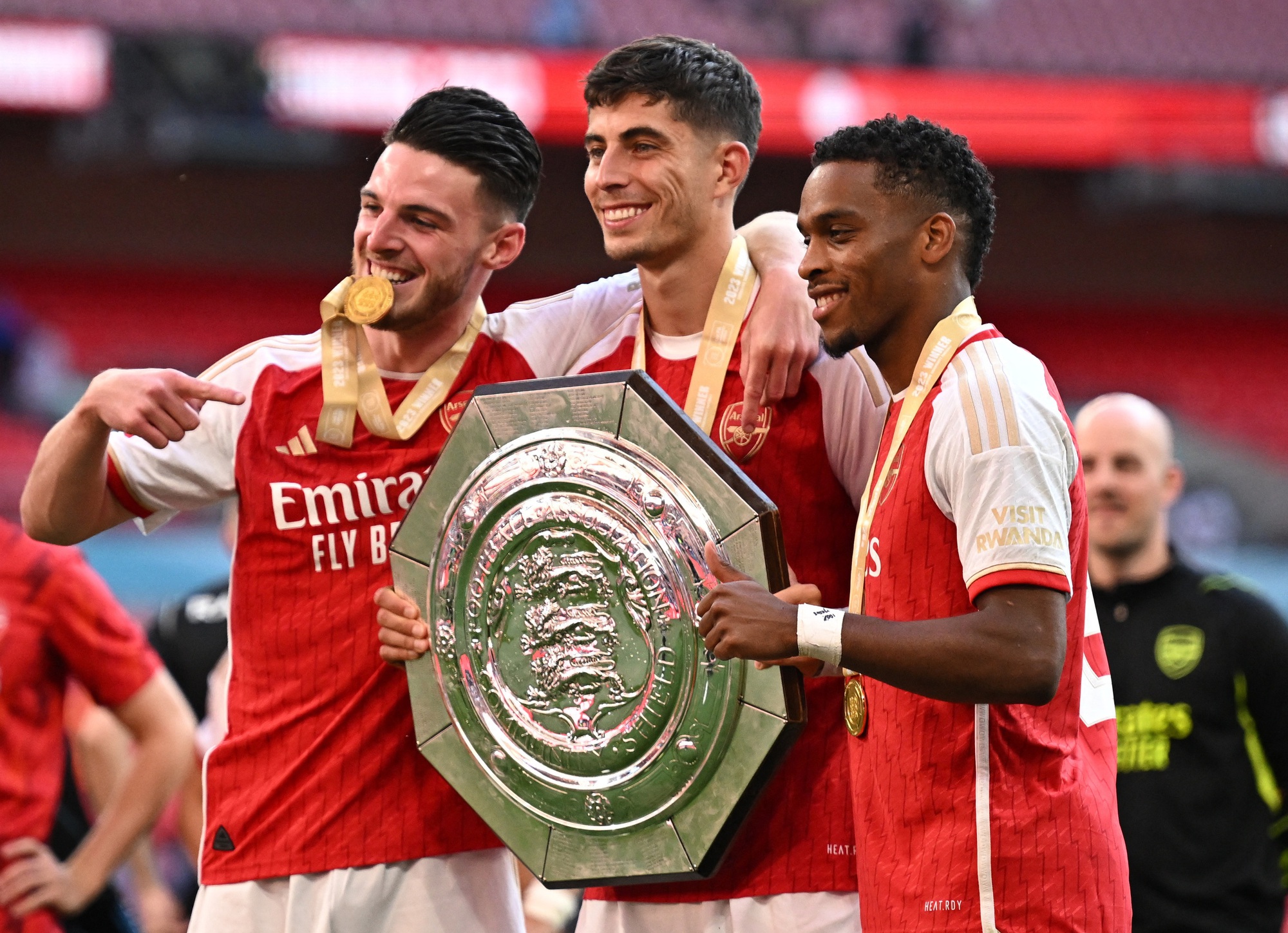 Thua ở loạt 11 m, Man City mất Siêu cúp Anh về tay Arsenal - Ảnh 14.