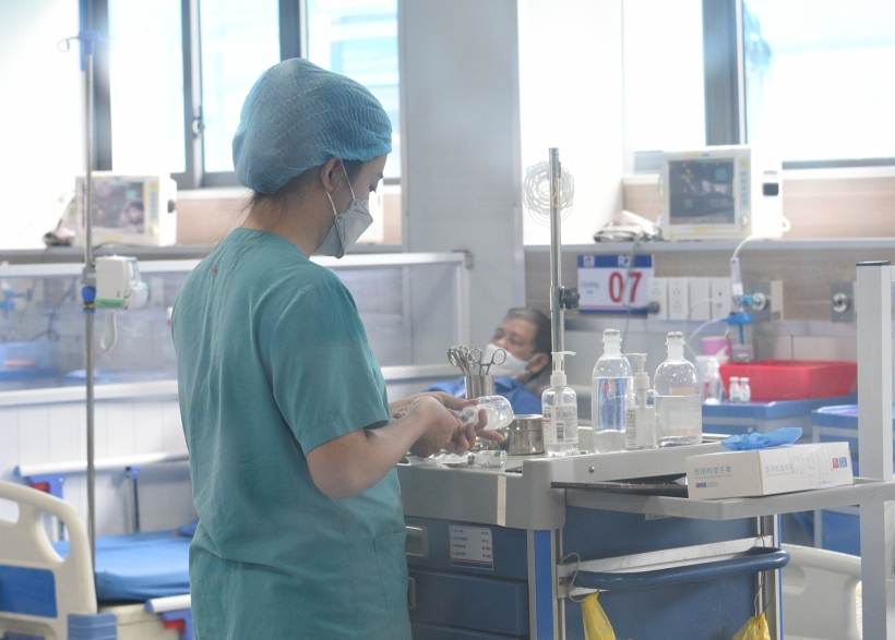 Dịch COVID-19 hôm nay: Ca nhiễm tăng nhẹ ngày cuối tuần