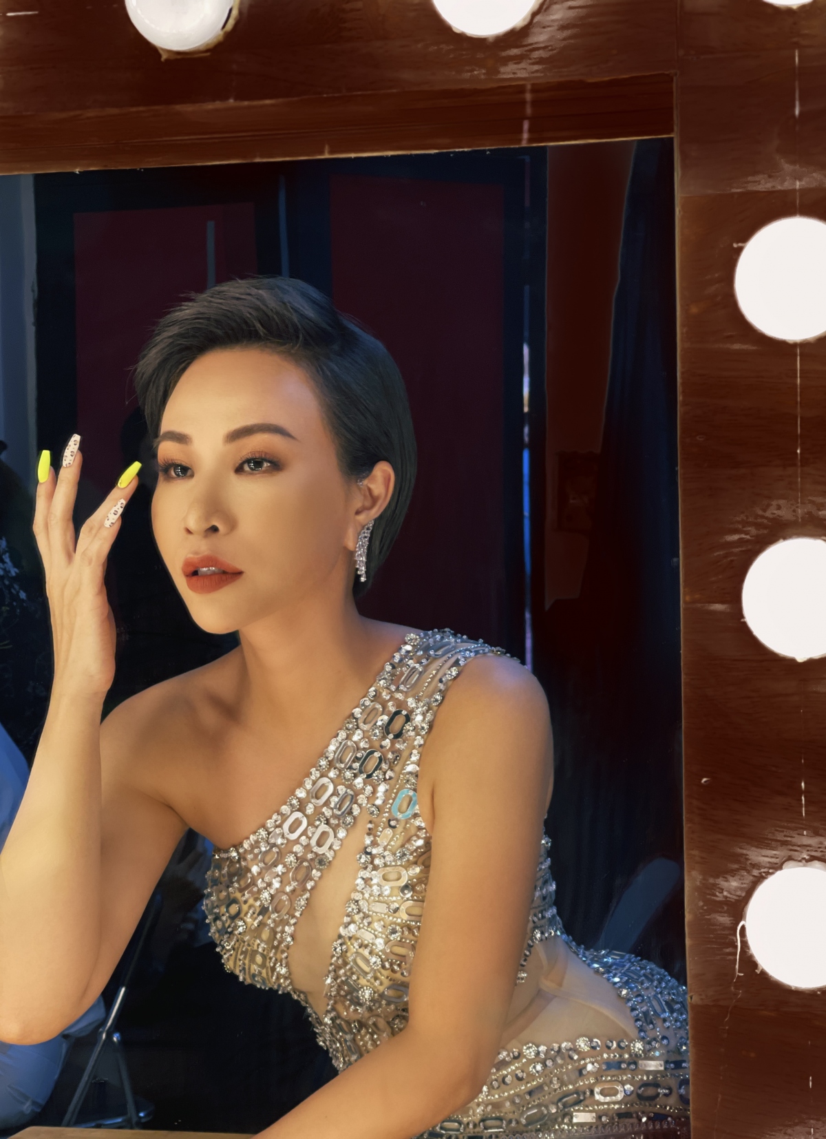 Bị chỉ tr&iacute;ch, Uy&ecirc;n Linh l&ecirc;n tiếng - Ảnh 3.