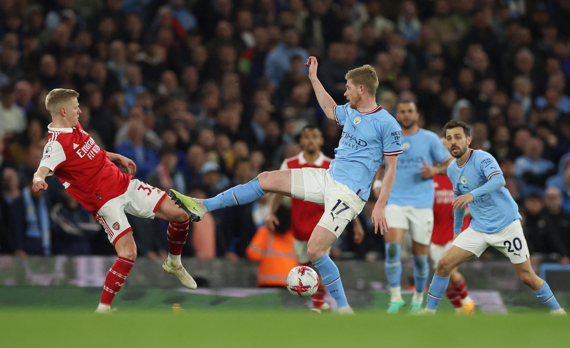 Dự đoán Siêu cúp Anh: Arsenal cầm cự rồi thua Man City ở loạt 11 m? - Ảnh 2.