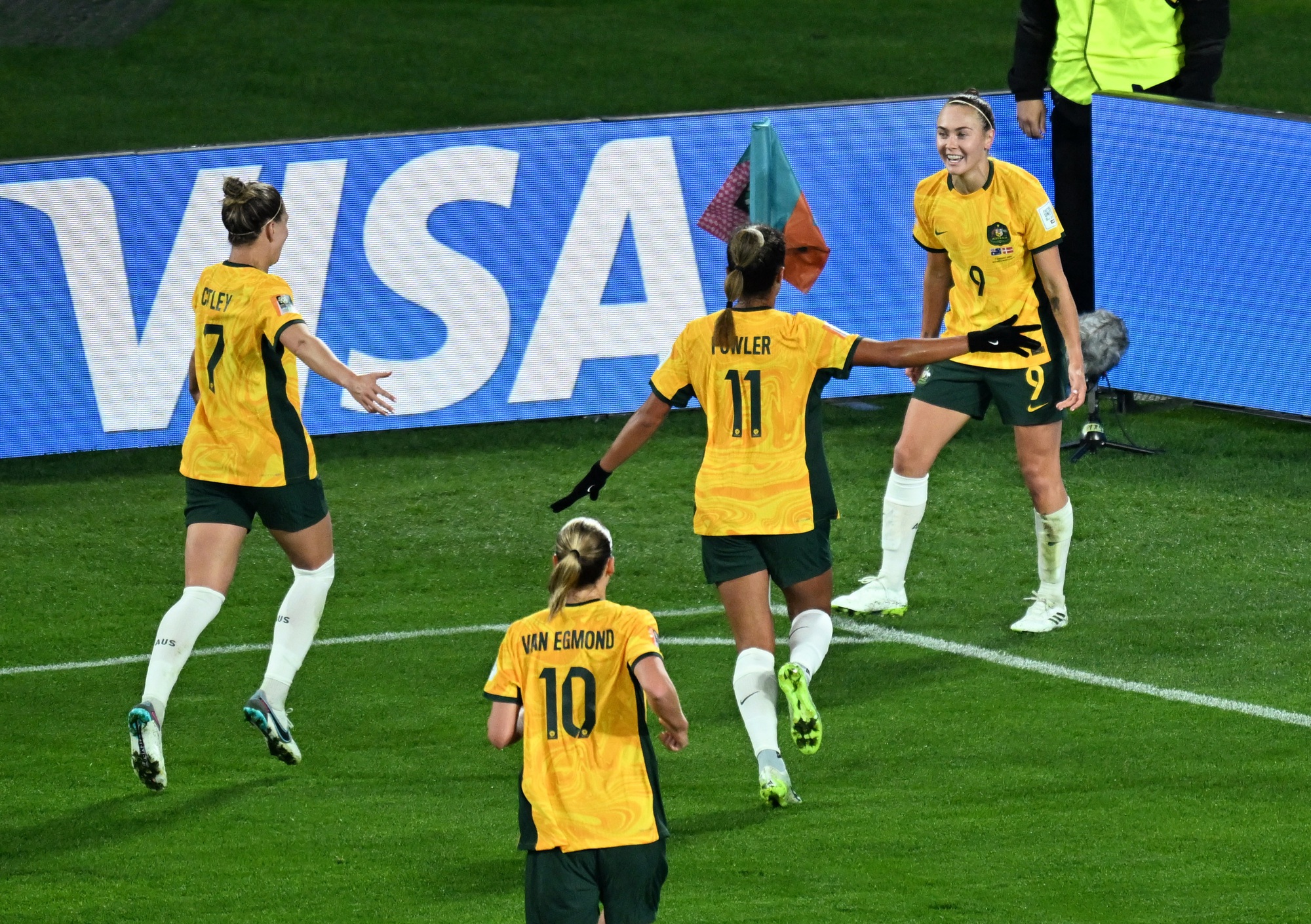World Cup nữ 2023: Thắng Đan Mạch, Úc duy trì tham vọng vô địch - Ảnh 2.