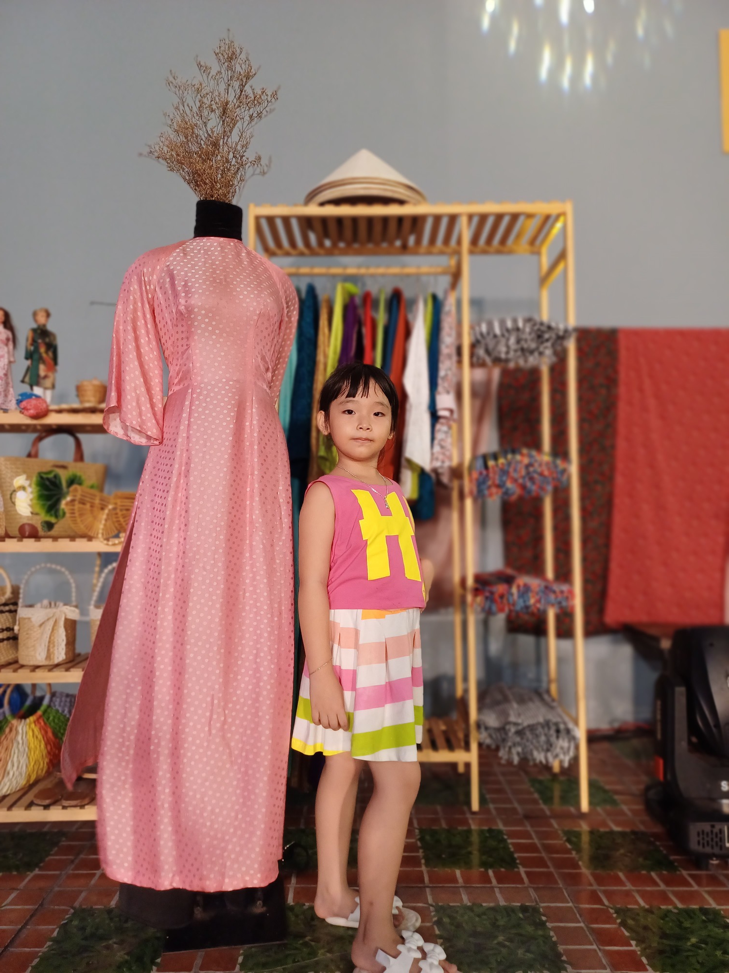Bất ngờ với đêm diễn thời trang nhí lần đầu tổ chức ở Cần Thơ - Ảnh 3.