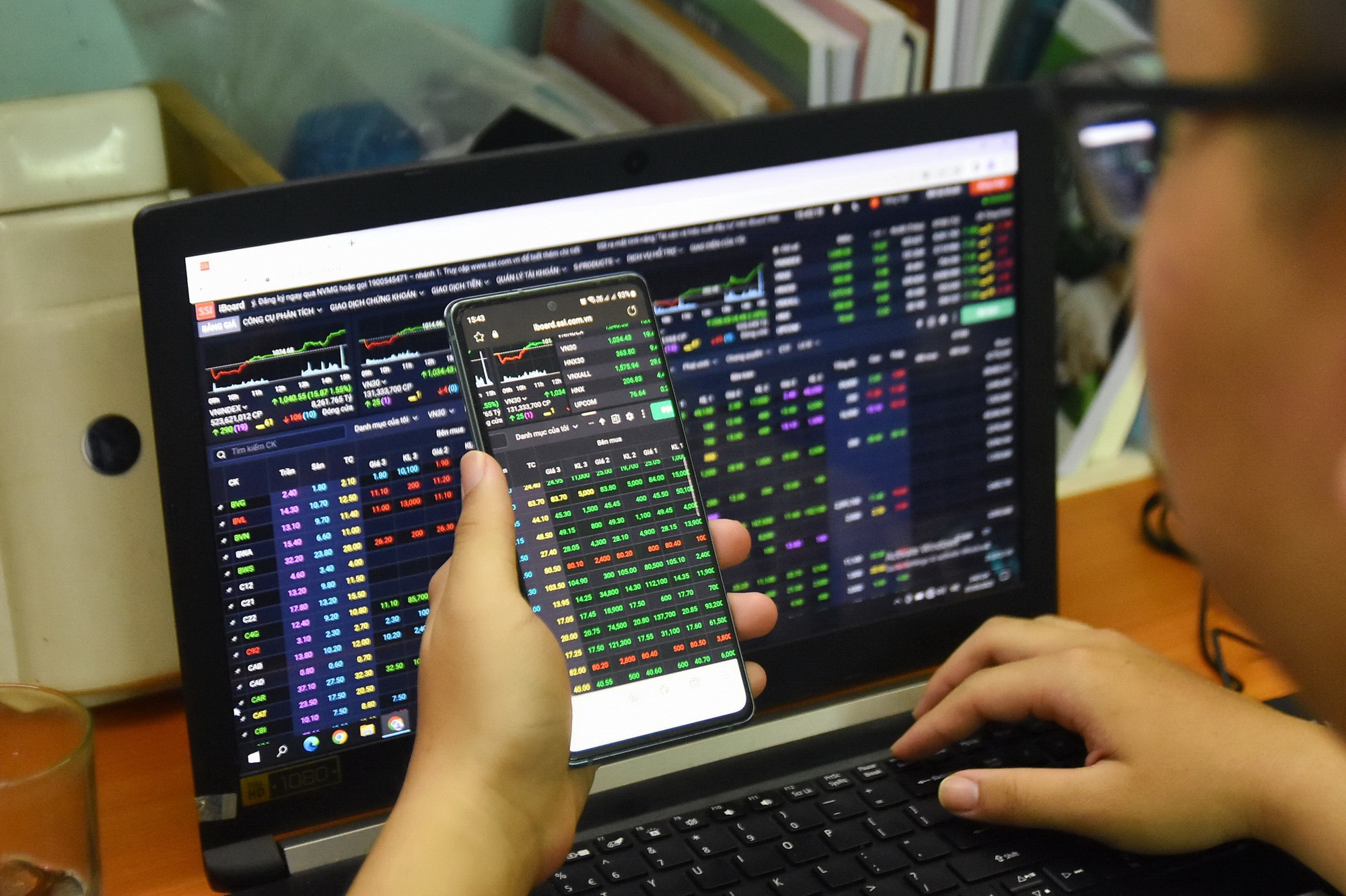 Những cổ phiếu đ&aacute;ng ch&uacute; &yacute; ng&agrave;y 8-8