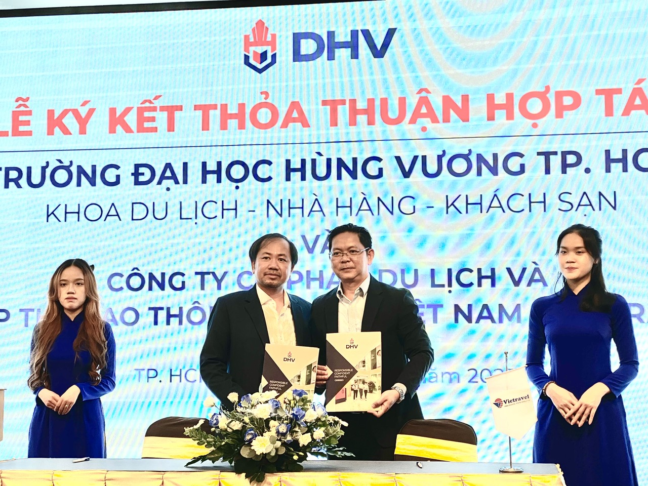 Nhân sự ngành du lịch: Thái độ quan trọng hơn trình độ
