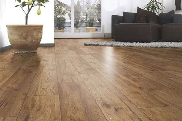 Cách bảo quản sàn gỗ khi mùa mưa đến