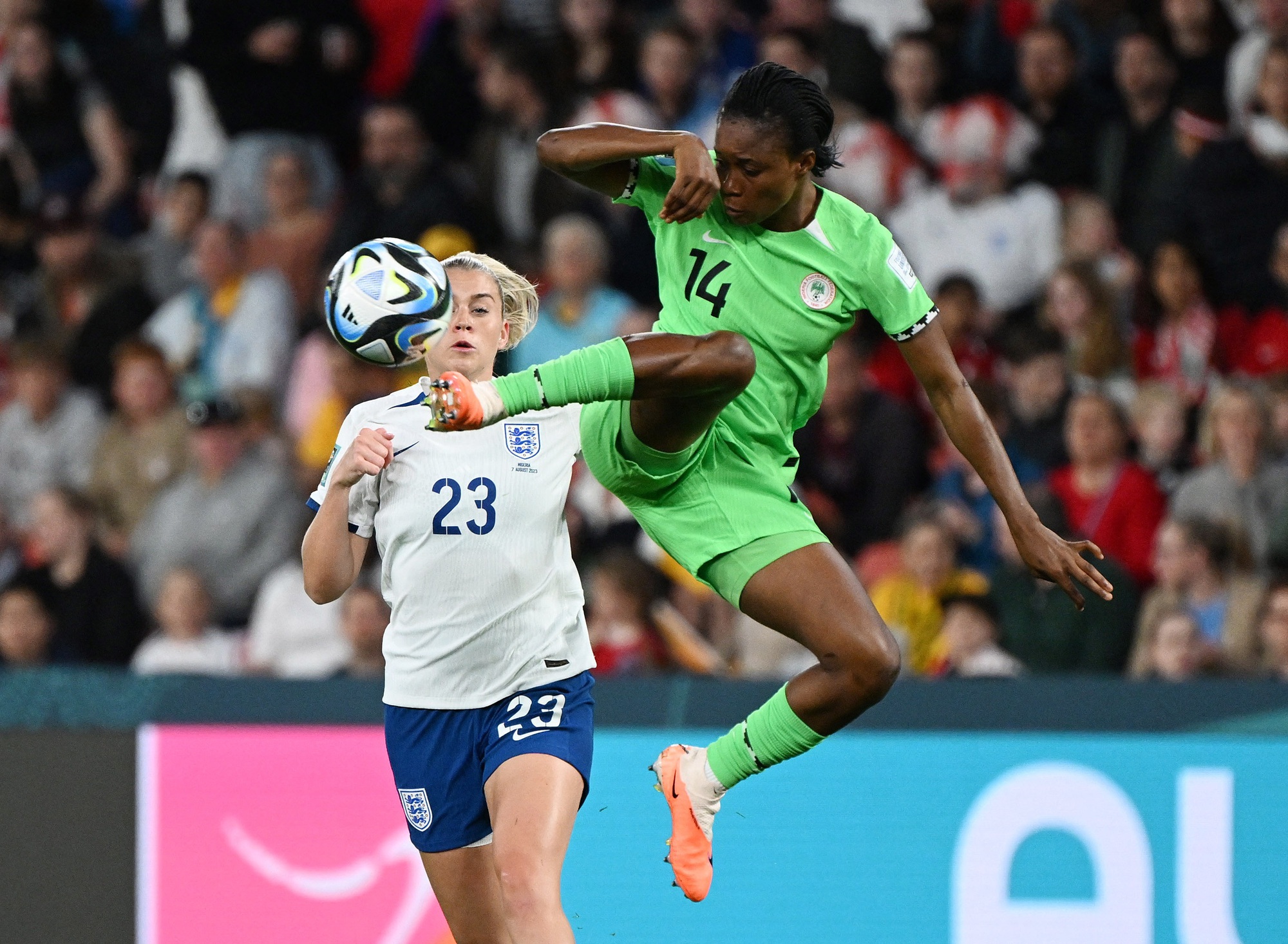 World Cup nữ: Học tuyển Anh c&aacute;ch s&uacute;t b&oacute;ng từ chấm 11m - Ảnh 1.