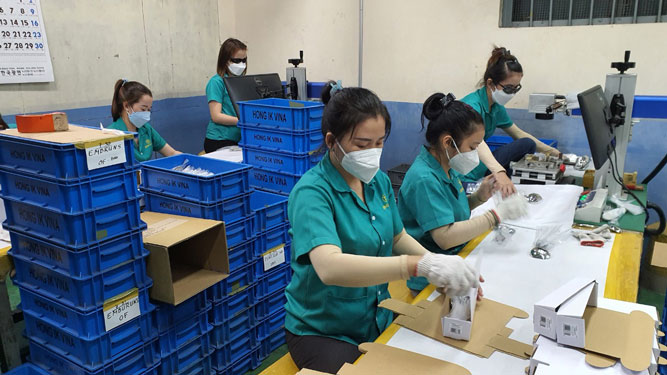 Đang đàm phán để điều chỉnh lương tối thiểu vùng năm 2024
