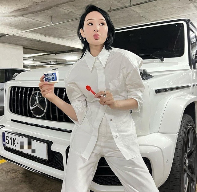 Ca sĩ Hiền Hồ bất ngờ rao b&aacute;n chiếc Mercedes G63 đạp s&oacute;ng rẽ gi&oacute; - Ảnh 3.