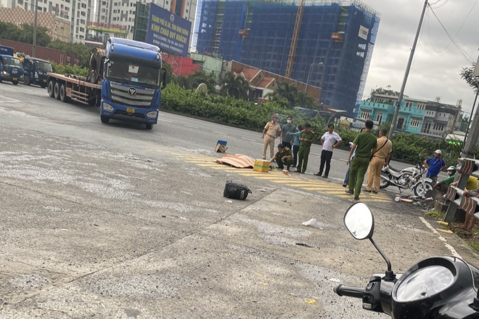 Tai nạn chết người ở TP Thủ Đức - Ảnh 1.