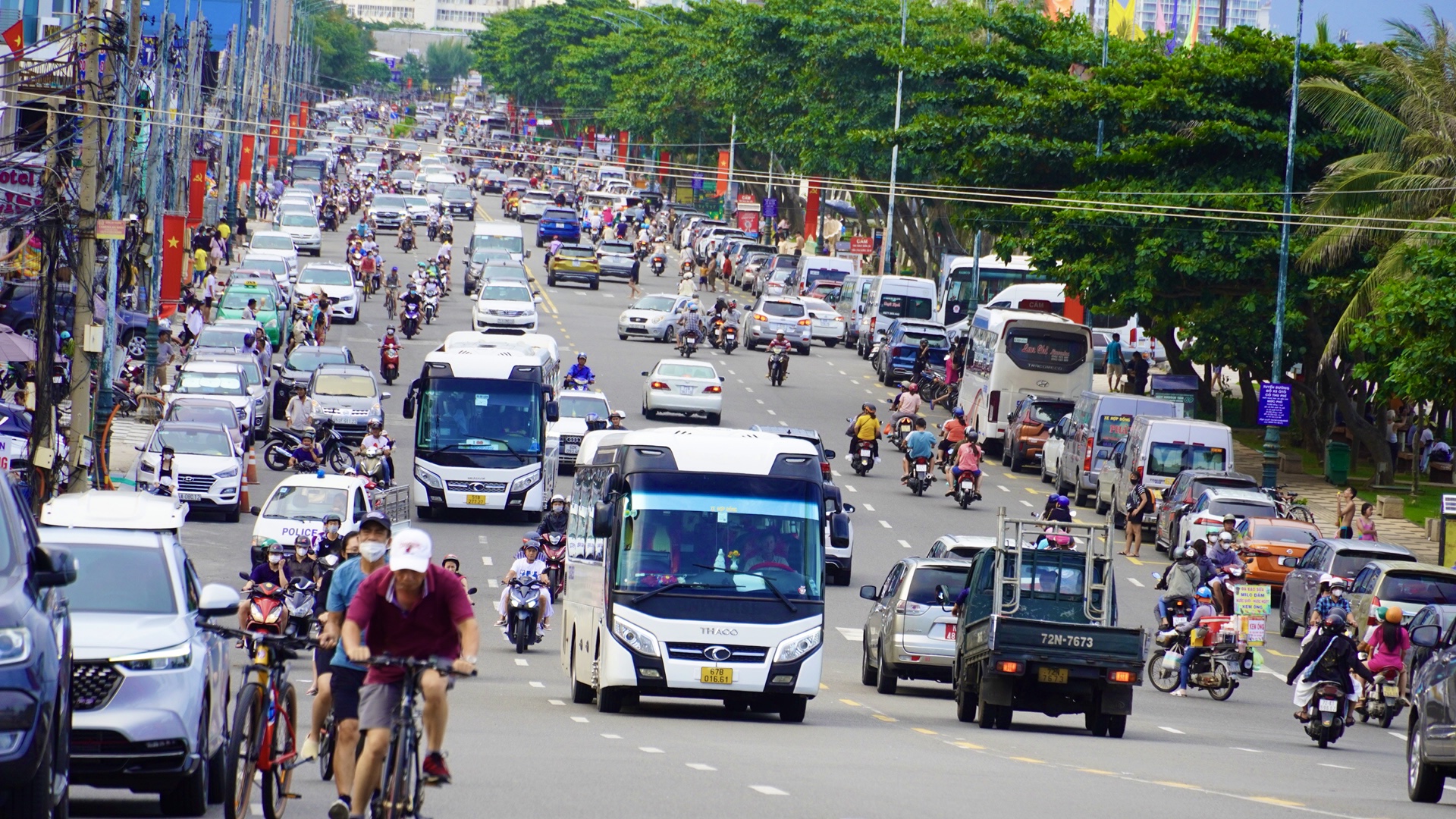Toàn cảnh Vũng Tàu trong ngày đầu nghỉ lễ - Ảnh 5.