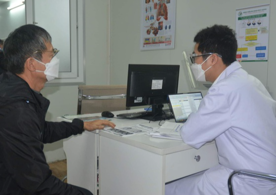 Dịch COVID-19 hôm nay: Tăng ca nhiễm và bệnh nhân nặng