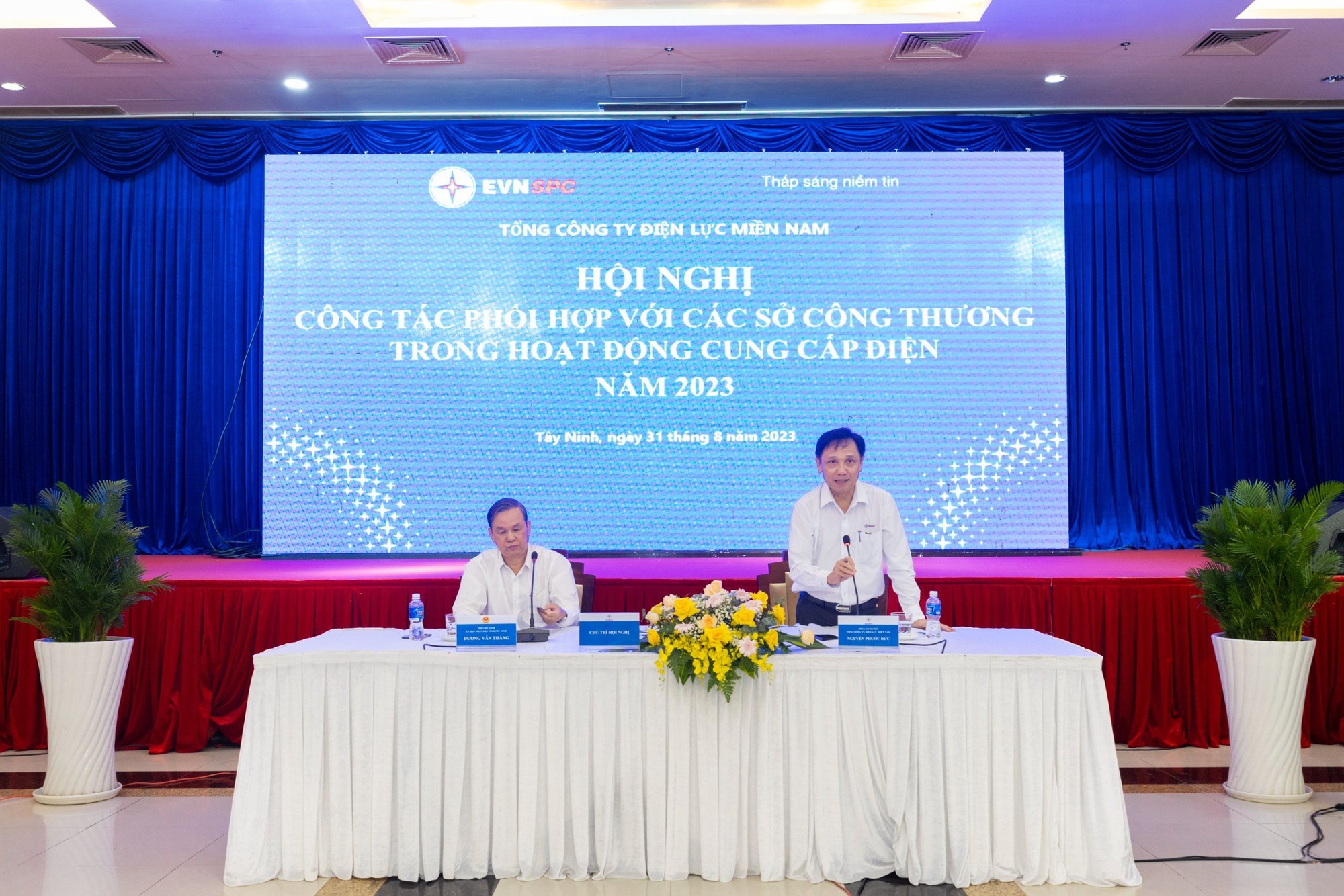 EVNSPC th&aacute;o gỡ kh&oacute; khăn để đảm bảo điện tại  21 tỉnh ph&iacute;a Nam - Ảnh 1.