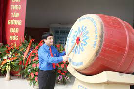 Âm vang tiếng trống trường