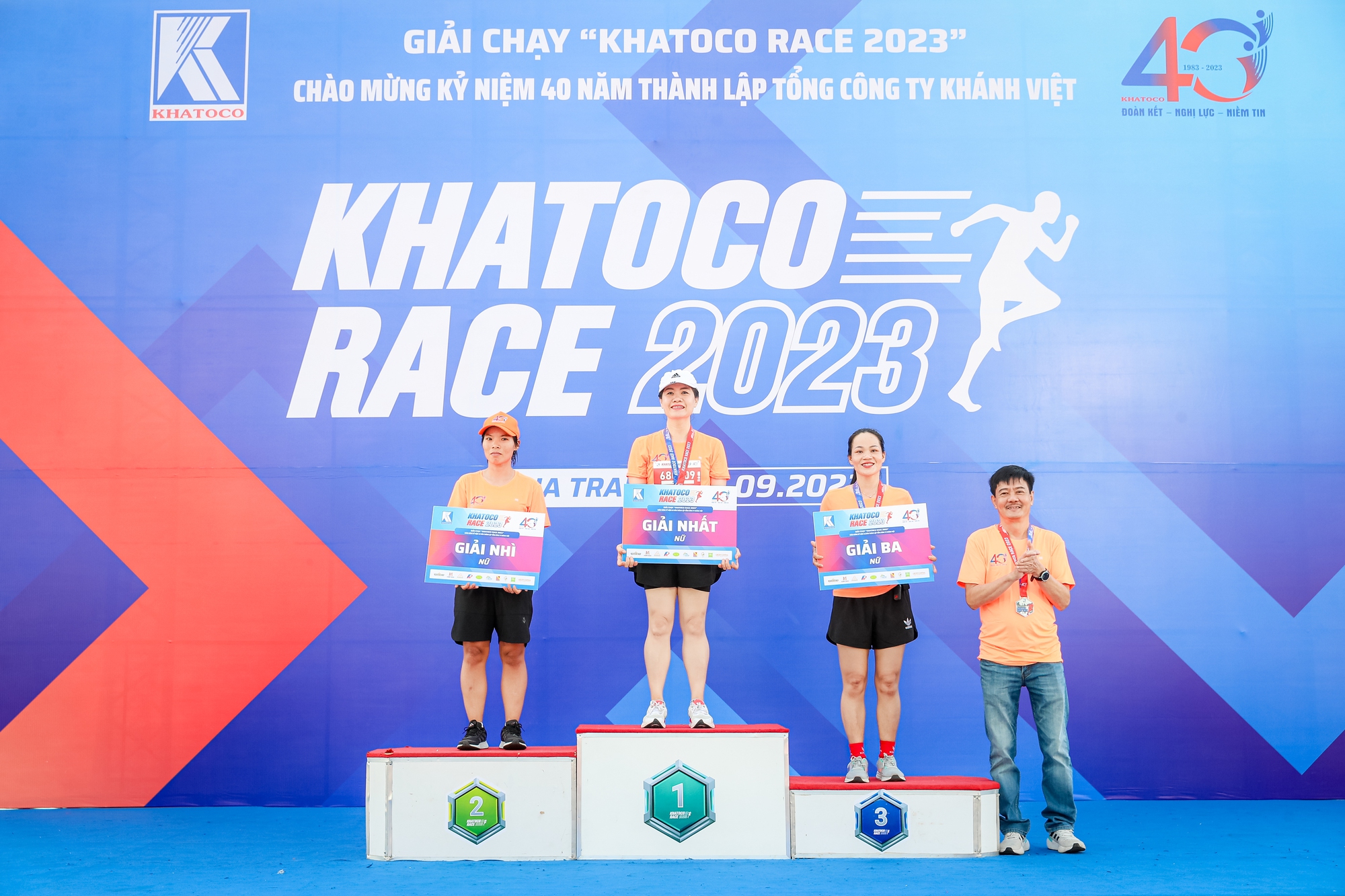 Giải chạy Khatoco Race 2023 thu h&uacute;t hơn 1.300 vận động vi&ecirc;n - Ảnh 10.