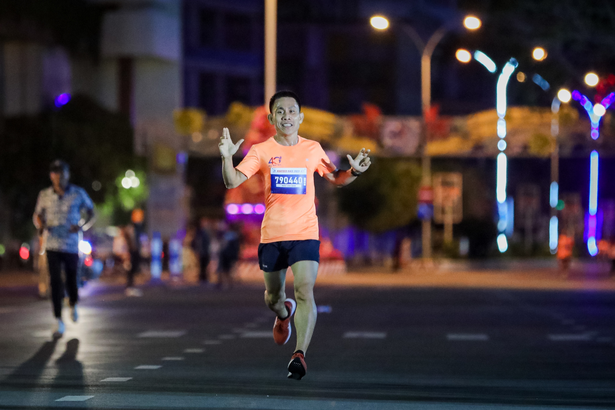 Giải chạy Khatoco Race 2023 thu h&uacute;t hơn 1.300 vận động vi&ecirc;n - Ảnh 5.