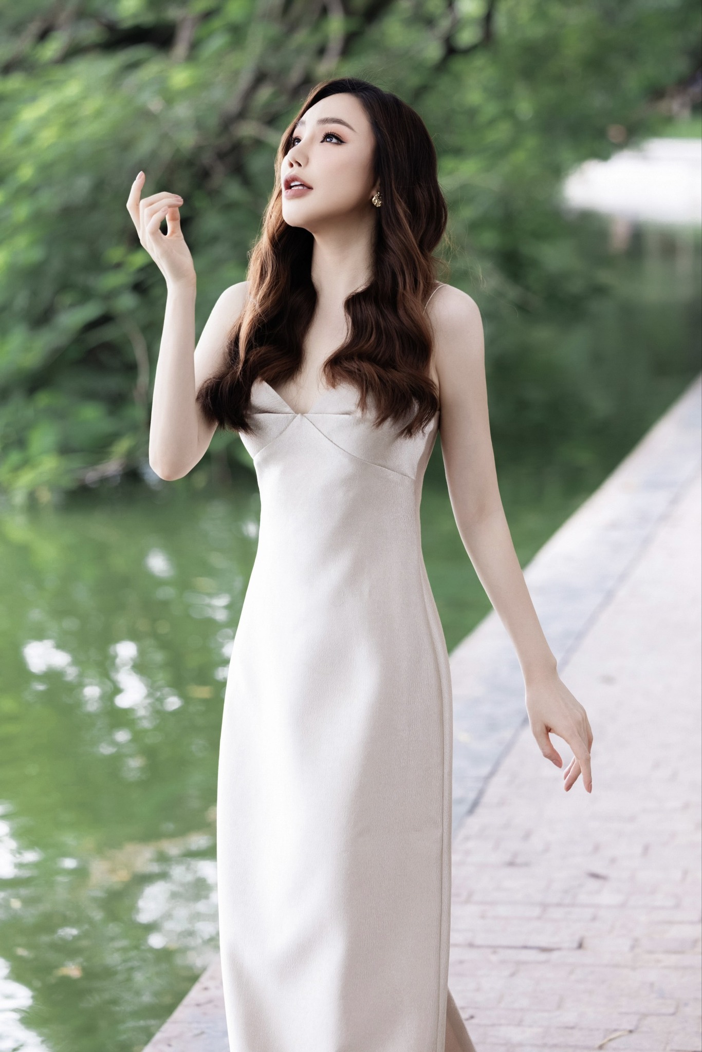 Hồ Quỳnh Hương với diện mạo mới sau nghi vấn &ldquo;lạm dụng dao k&eacute;o&rdquo; - Ảnh 3.