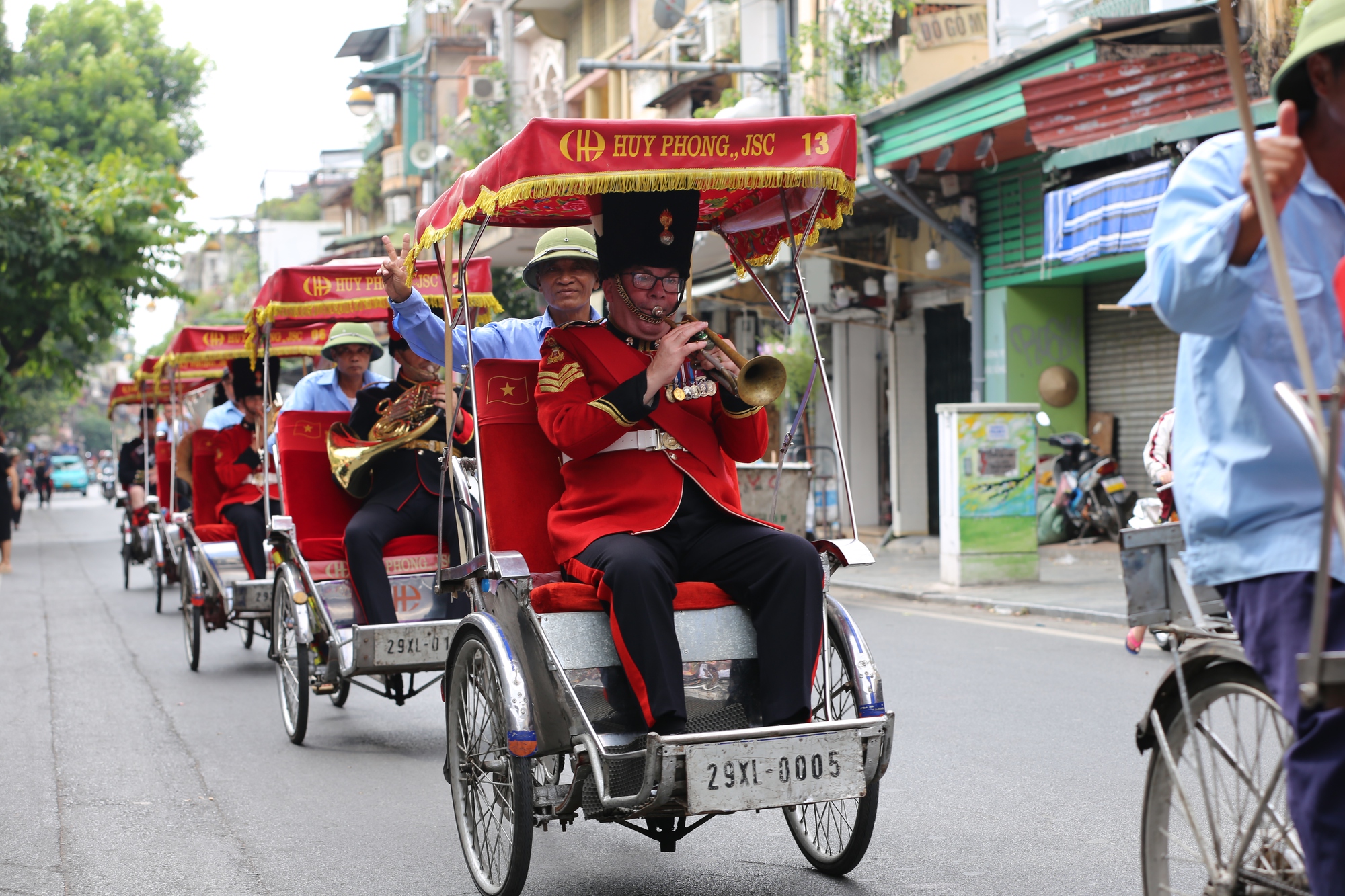 S&ocirc;i động Lễ hội Vương quốc Anh tại H&agrave; Nội - Ảnh 1.