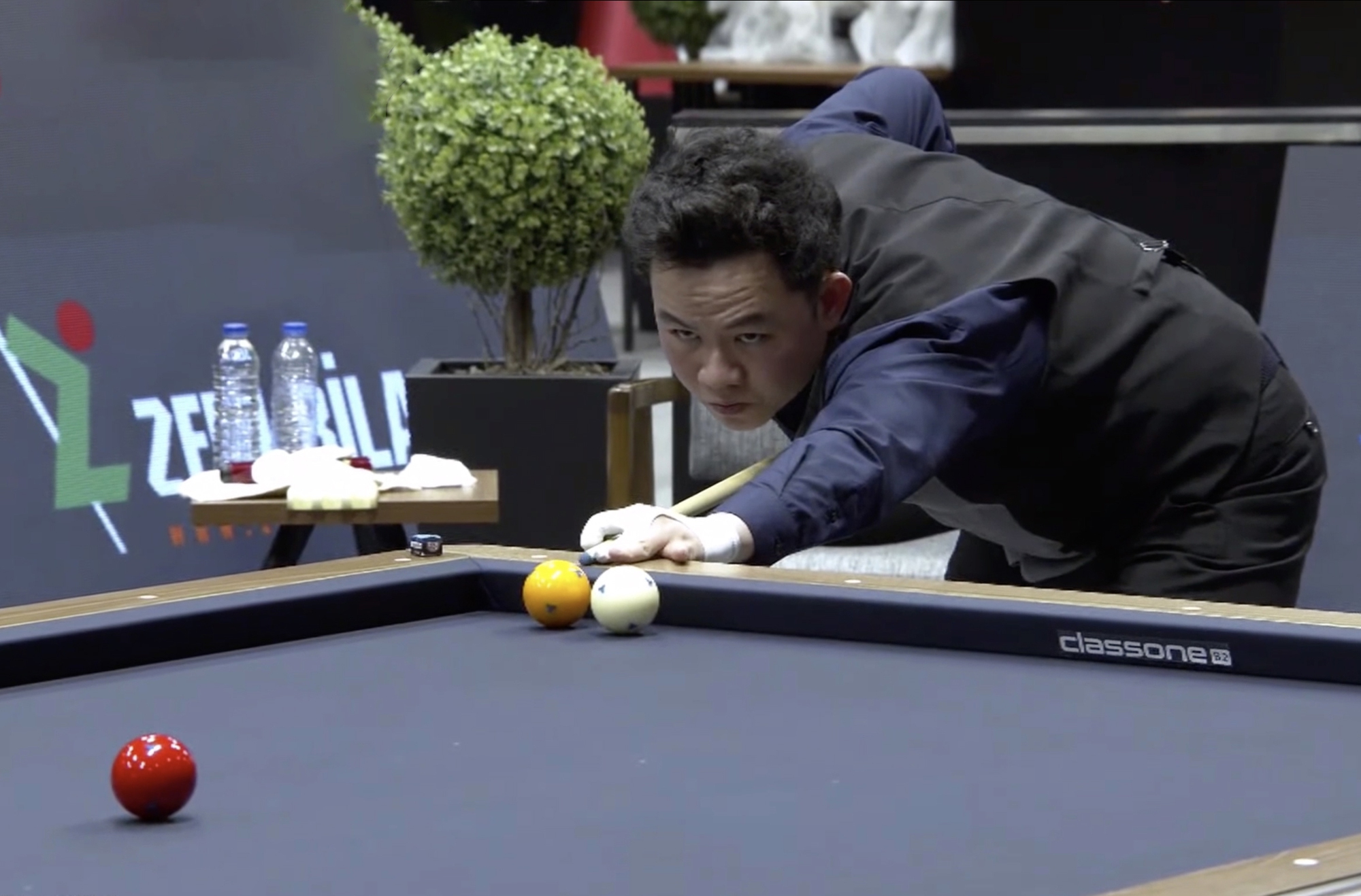 Thắng đ&agrave;n anh Trần Quyết Chiến, Bao Phương Vinh v&ocirc; địch thế giới billiards carom 3 băng - Ảnh 4.