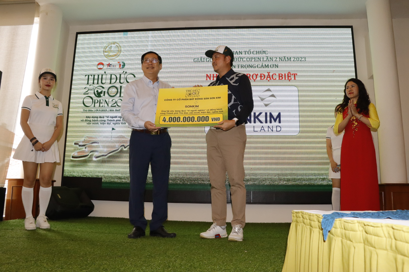 Giải Golf Thủ Đức thu h&uacute;t hơn 35 tỉ đồng thiện nguyện - Ảnh 1.