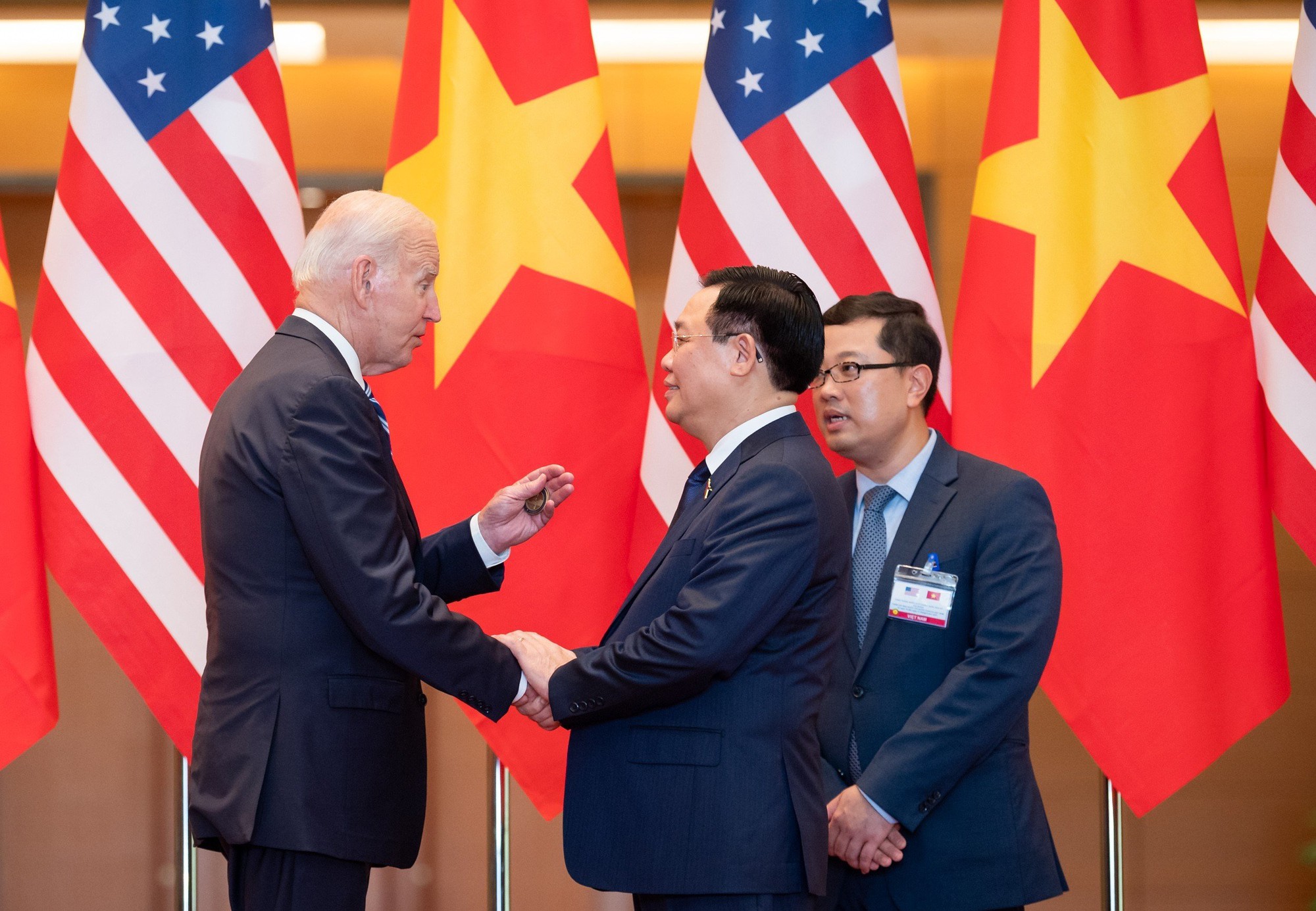 Chủ tịch Quốc hội Vương Đ&igrave;nh Huệ hội kiến Tổng thống Joe Biden - Ảnh 4.