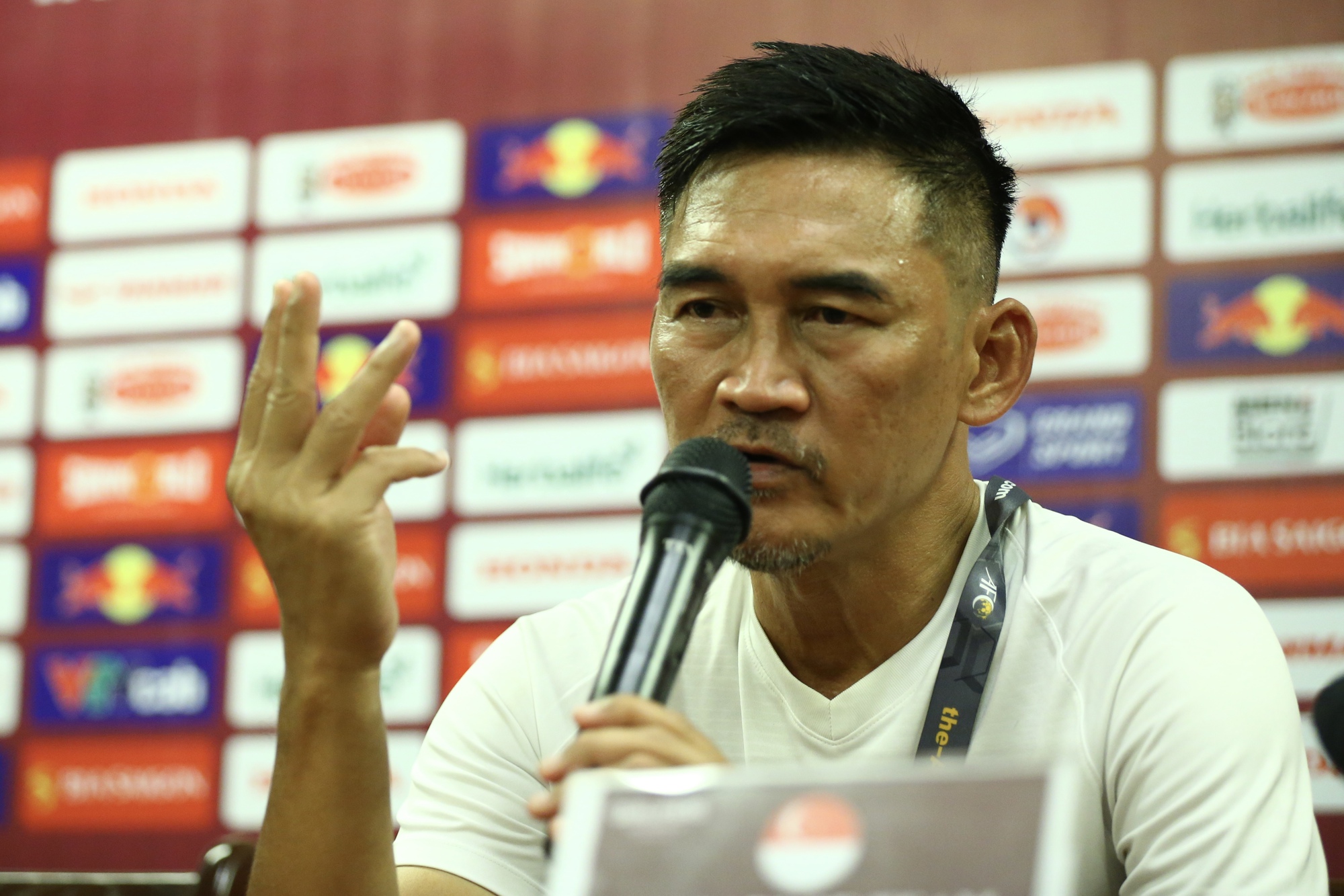 HLV Troussier: U23 Việt Nam phải ghi b&agrave;n từ b&oacute;ng sống nhiều hơn - Ảnh 2.
