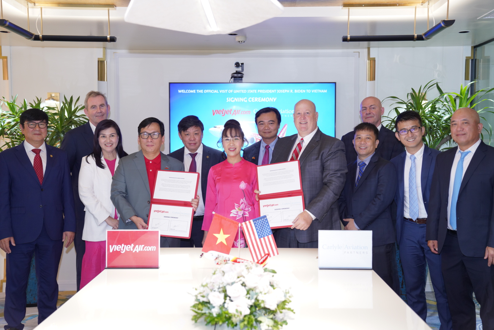 Vietjet v&agrave; Carlyle thỏa thuận t&agrave;i trợ 550 triệu USD mua m&aacute;y bay Boeing 737 Max - Ảnh 3.