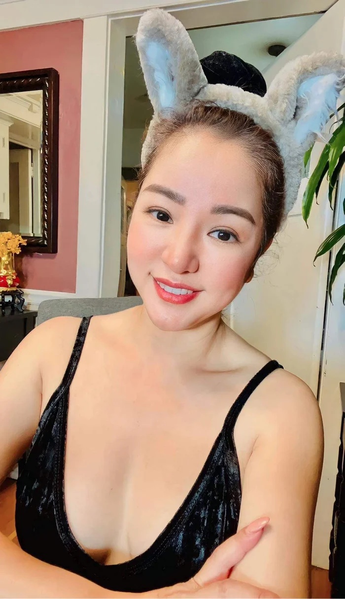 Diễn vi&ecirc;n h&agrave;i Th&uacute;y Nga lại g&acirc;y tranh c&atilde;i - Ảnh 4.