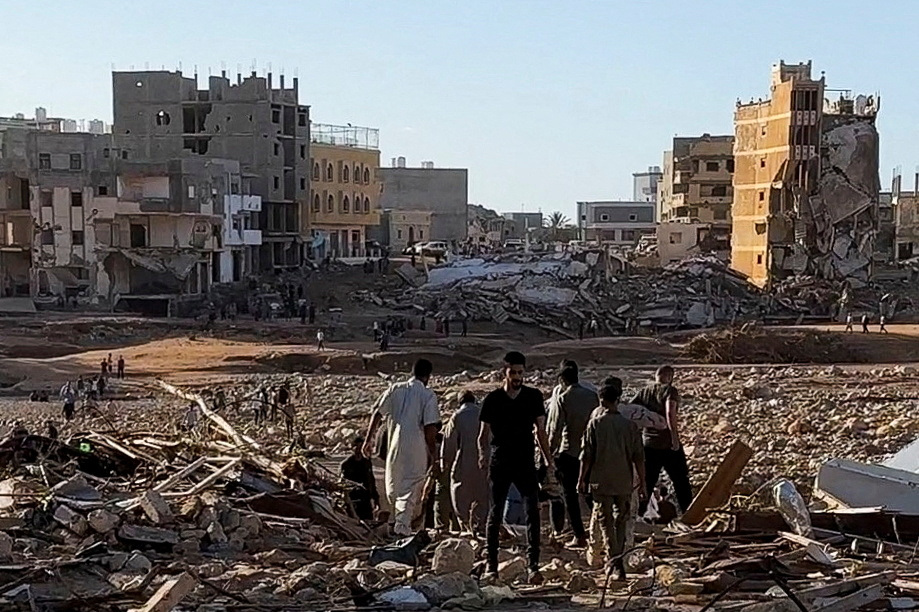 Lũ lụt Libya: Số người chết l&ecirc;n đến 5.300, 10.000 người c&ograve;n mất t&iacute;ch - Ảnh 3.