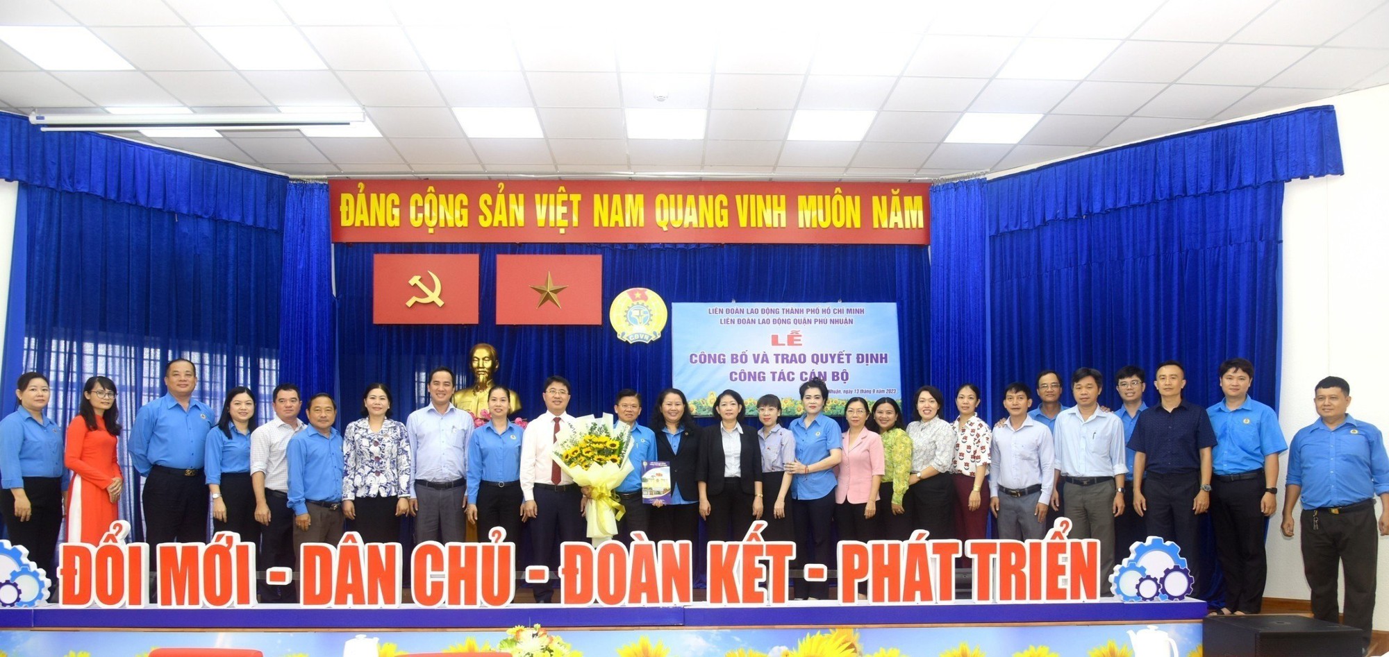 &Ocirc;ng Đinh Gia Huỳnh được bầu l&agrave;m Chủ tịch LĐLĐ quận Ph&uacute; Nhuận, TP HCM - Ảnh 5.