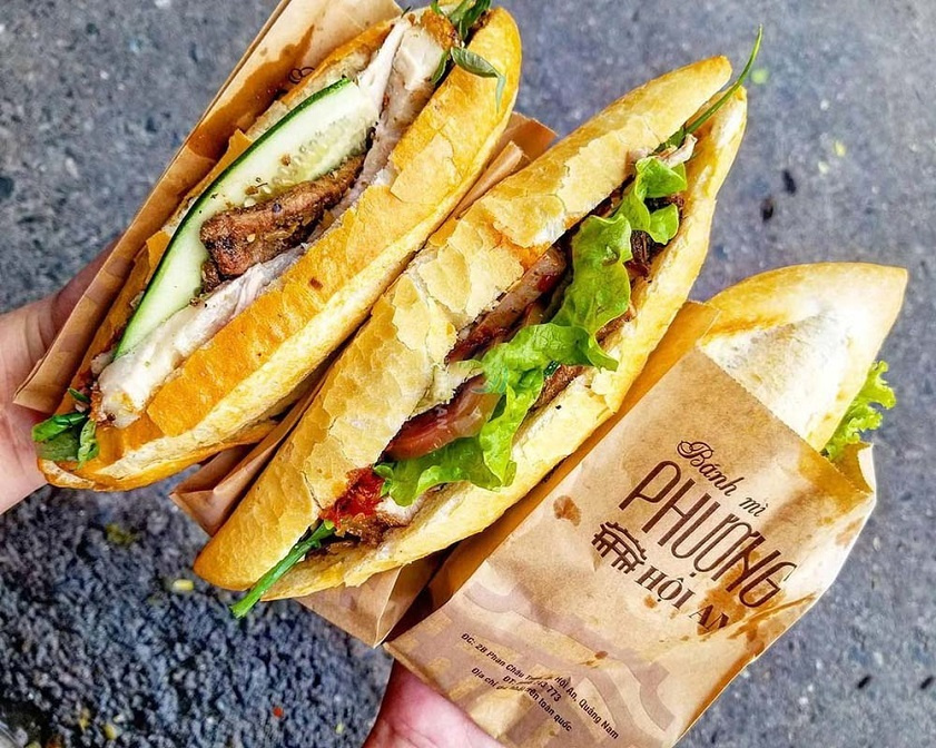 Tạm đ&igrave;nh chỉ hoạt động, l&agrave;m r&otilde; vụ ngộ độc sau ăn b&aacute;nh m&igrave; Phượng - Ảnh 1.