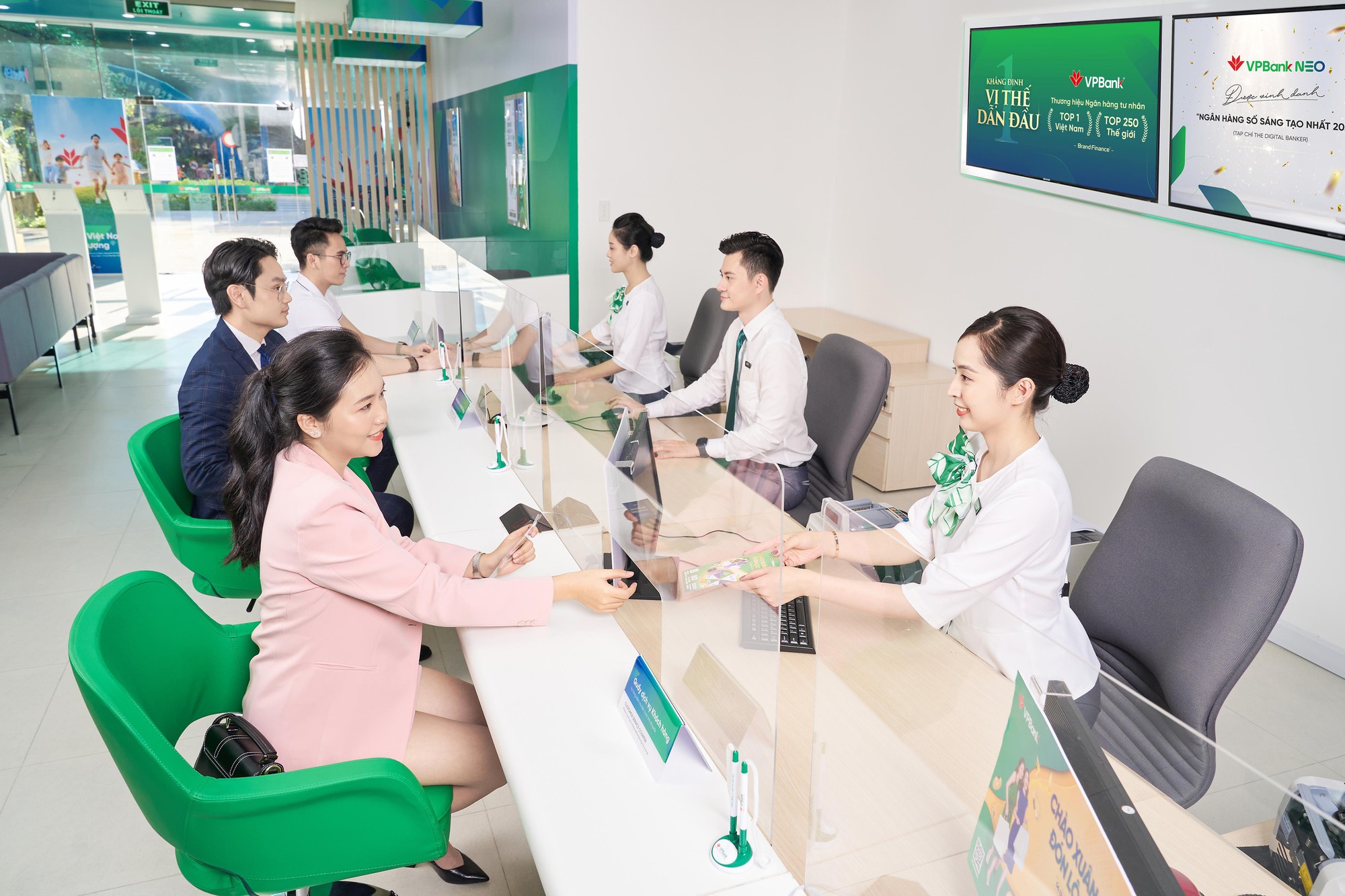 VPBank dành 13.000 tỉ đồng triển khai gói vay lãi suất chỉ từ 5%/năm