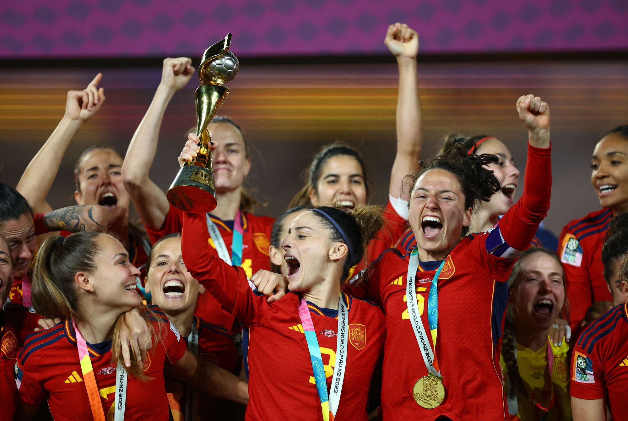 C&aacute;c nh&agrave; v&ocirc; địch World Cup vẫn từ chối l&ecirc;n tuyển, cựu Chủ tịch LĐBĐ T&acirc;y Ban Nha ra t&ograve;a - Ảnh 1.