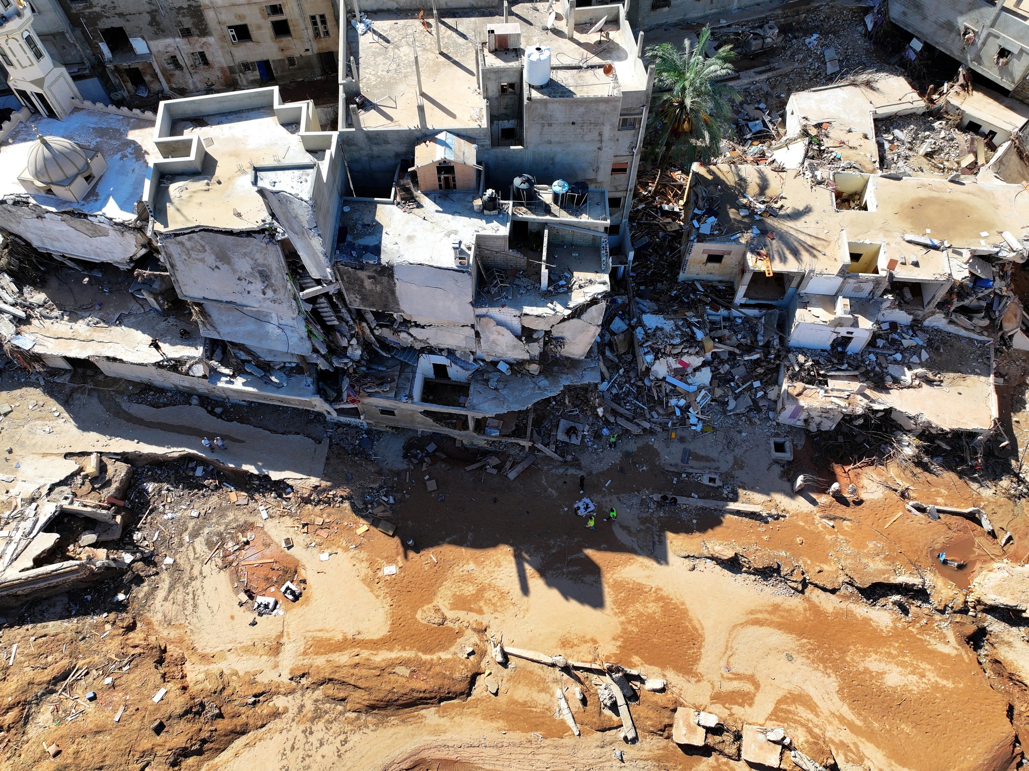 Libya điều tra &ldquo;yếu tố con người&rdquo; trong thảm họa lũ lụt - Ảnh 2.