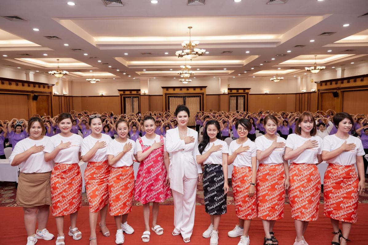 Vi Ngọc Lan lan tỏa tình yêu thương đến những mảnh đời bất hạnh - Ảnh 2.