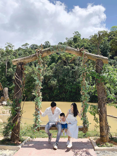 Làm cha mẹ ở tuổi đôi mươi