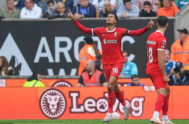 Ngược d&ograve;ng ngoạn mục, Liverpool hạ đẹp chủ nh&agrave; Wolverhampton - Ảnh 3.
