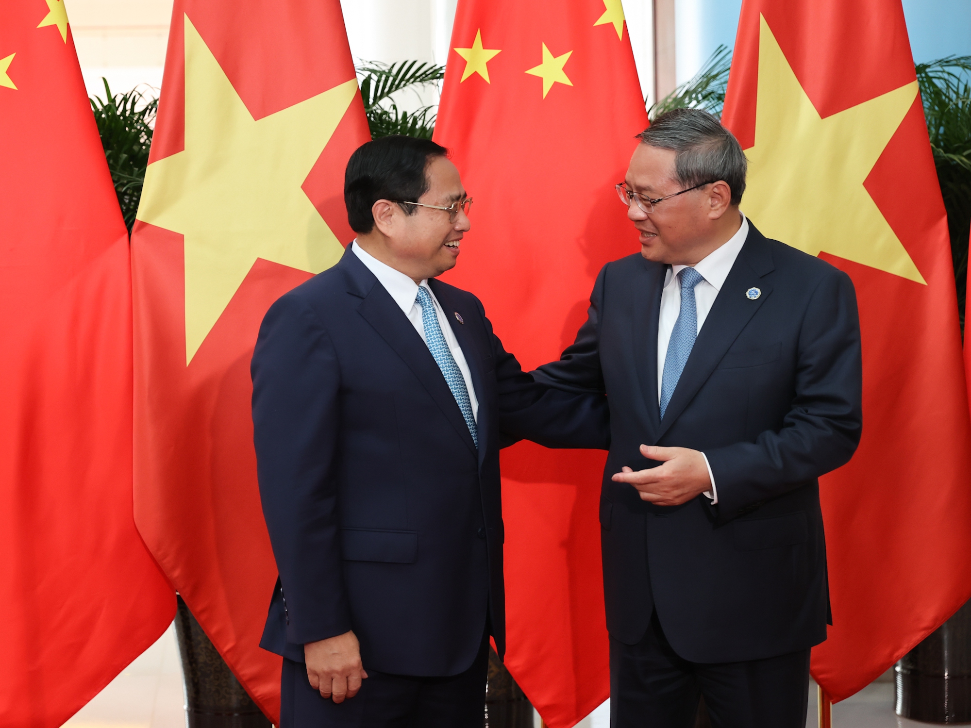 Thủ tướng Trung Quốc L&yacute; Cường ủng hộ mở th&ecirc;m c&aacute;c đường bay mới giữa hai nước - Ảnh 1.