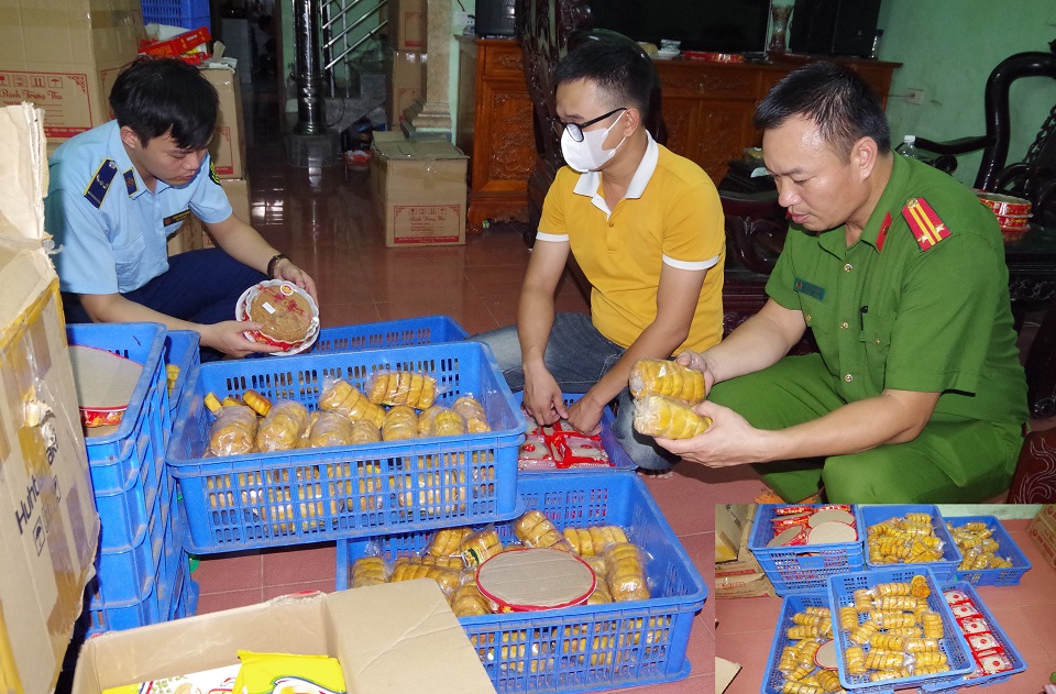 Mua hơn 1.000 chiếc b&aacute;nh trung thu của người lạ về b&aacute;n Tết Trung thu - Ảnh 1.