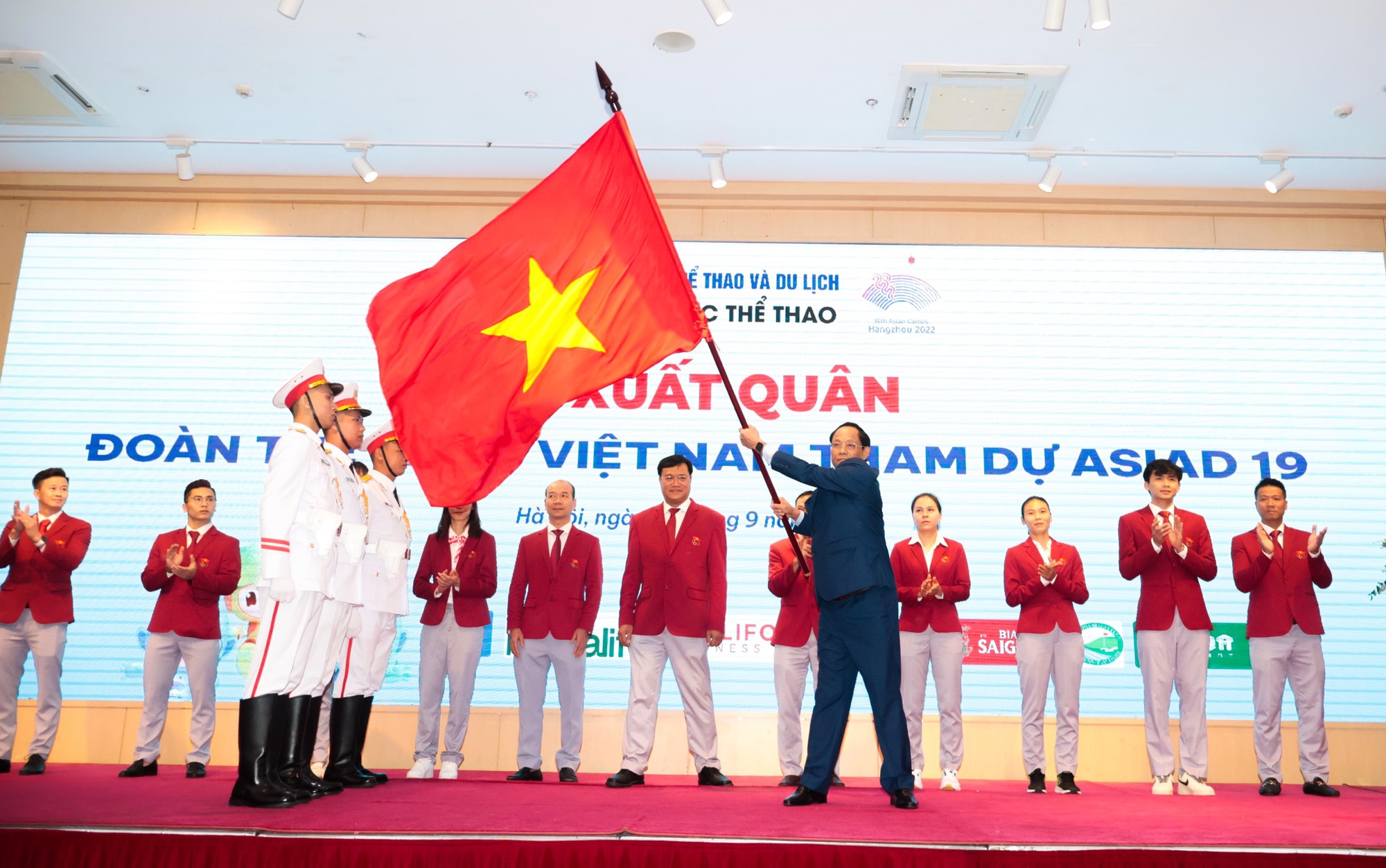 Đoàn thể thao Việt Nam xuất quân tham dự Asian Games 19