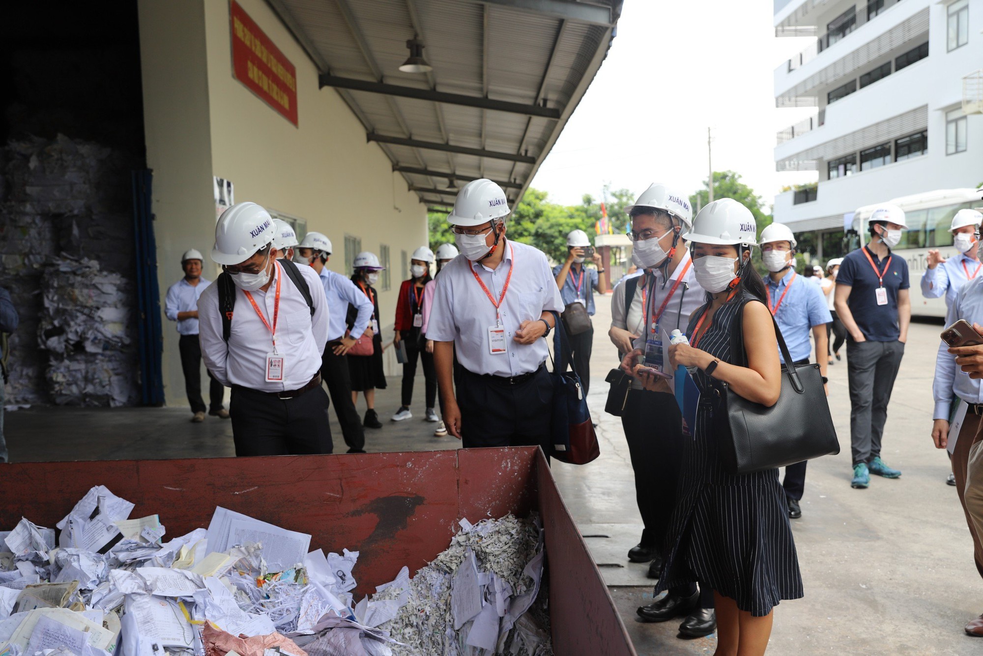 Bên trong nhà máy sản xuất xanh ở khu công nghiệp Hiệp Phước- Ảnh 2.