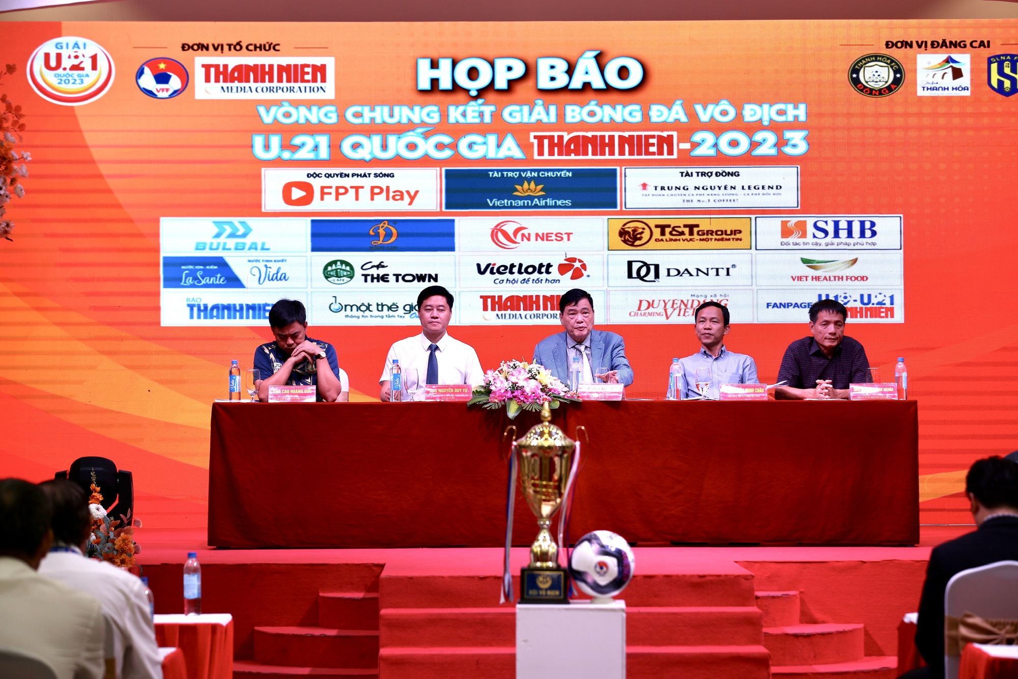 Khởi tranh U21 quốc gia 2023, đương kim vô địch Hà Nội dễ thở