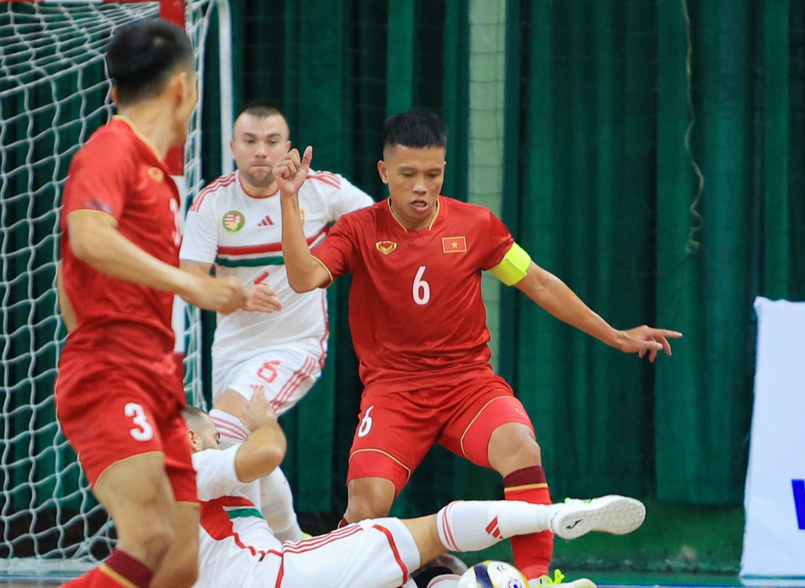 Tuyển futsal Việt Nam thua đậm trên sân nhà trước tuyển Hungary
