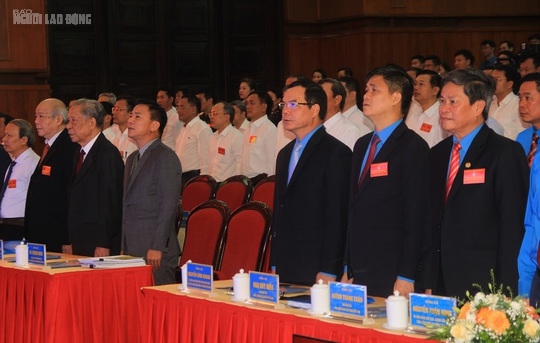 &Ocirc;ng V&otilde; Mạnh Sơn t&aacute;i đắc cử Chủ tịch LĐLĐ tỉnh Thanh H&oacute;a - Ảnh 4.
