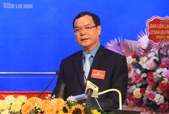 &Ocirc;ng V&otilde; Mạnh Sơn t&aacute;i đắc cử Chủ tịch LĐLĐ tỉnh Thanh H&oacute;a - Ảnh 3.