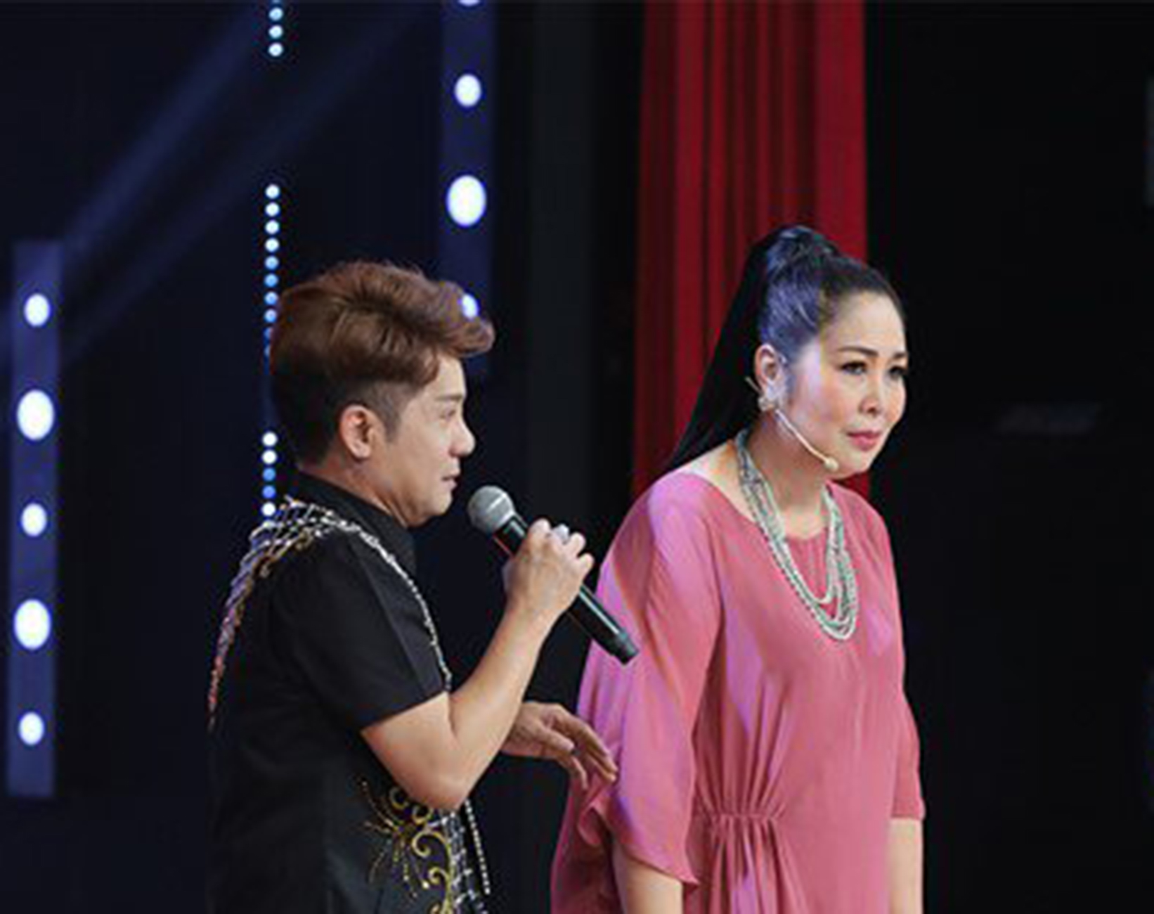 Sân khấu Hồng Vân, Minh Nhí dành doanh thu giúp nạn nhân vụ cháy chung cư mini