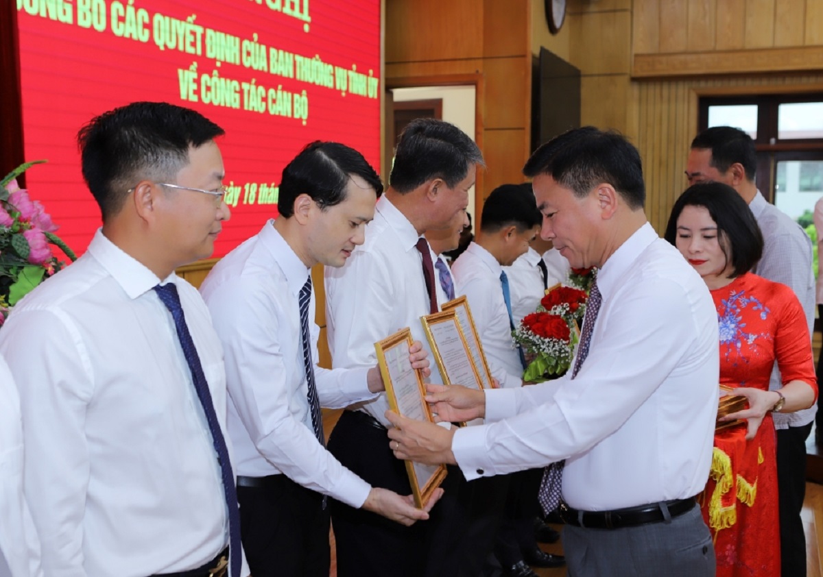 Tỉnh ủy Thanh Hóa điều động, bổ nhiệm 13 vị trí lãnh đạo chủ chốt