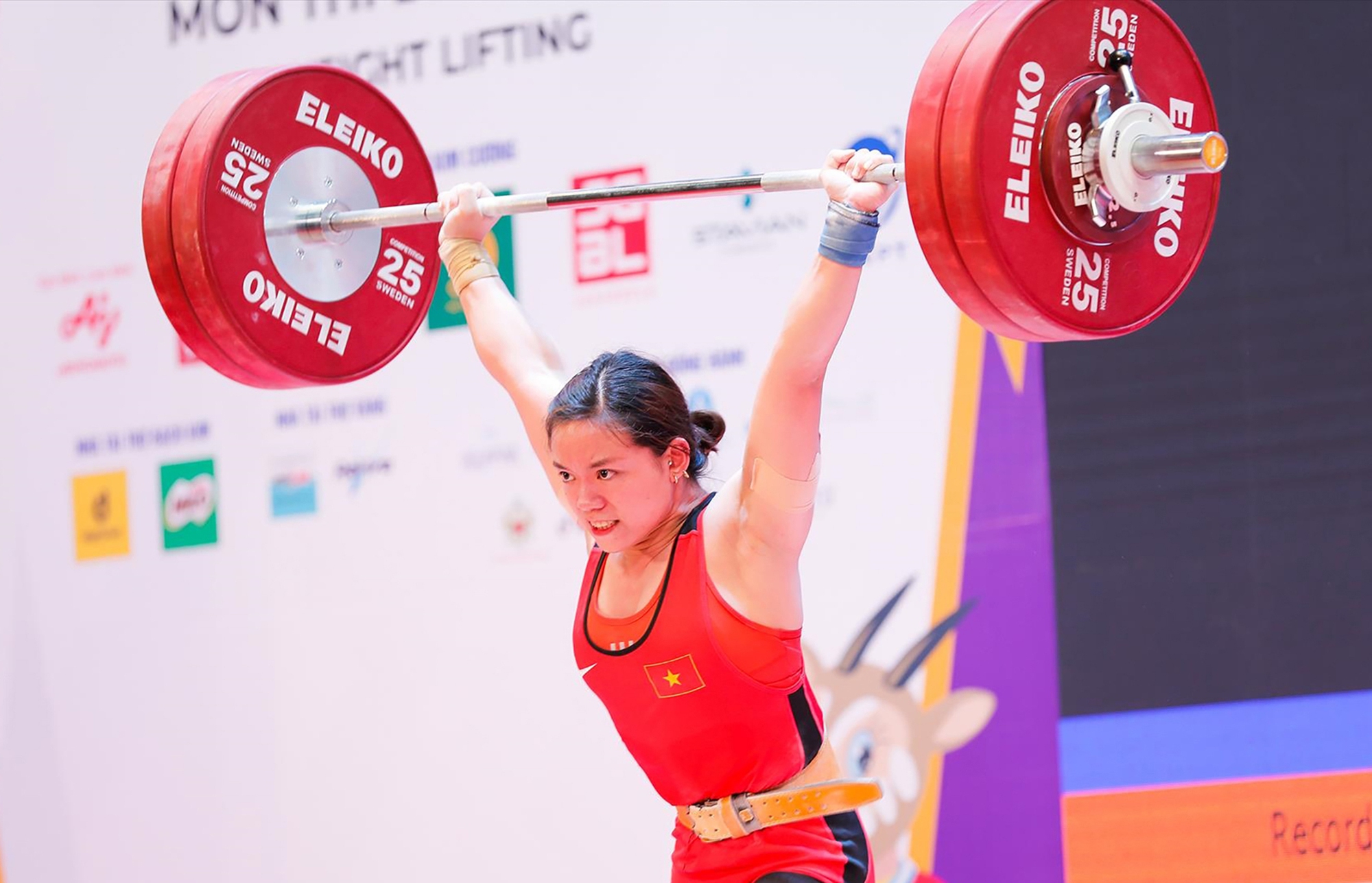 Cử tạ quyết tranh huy chương ASIAD