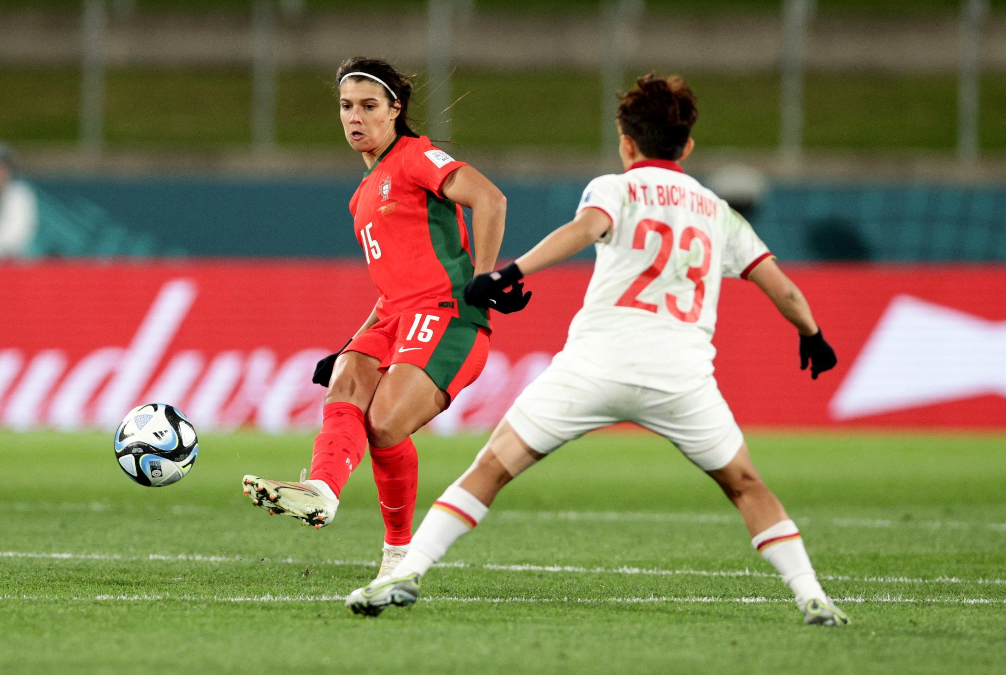 Kh&aacute;n giả Việt Nam kh&ocirc;ng được xem tuyển nữ v&agrave; tuyển Olympic thi đấu ASIAD 19 - Ảnh 4.