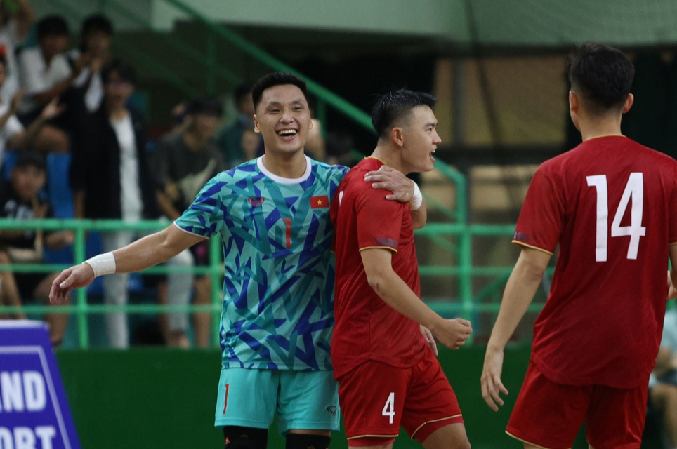 Tuyển futsal Việt Nam hòa 3-3 với đội tốp 4 thế giới